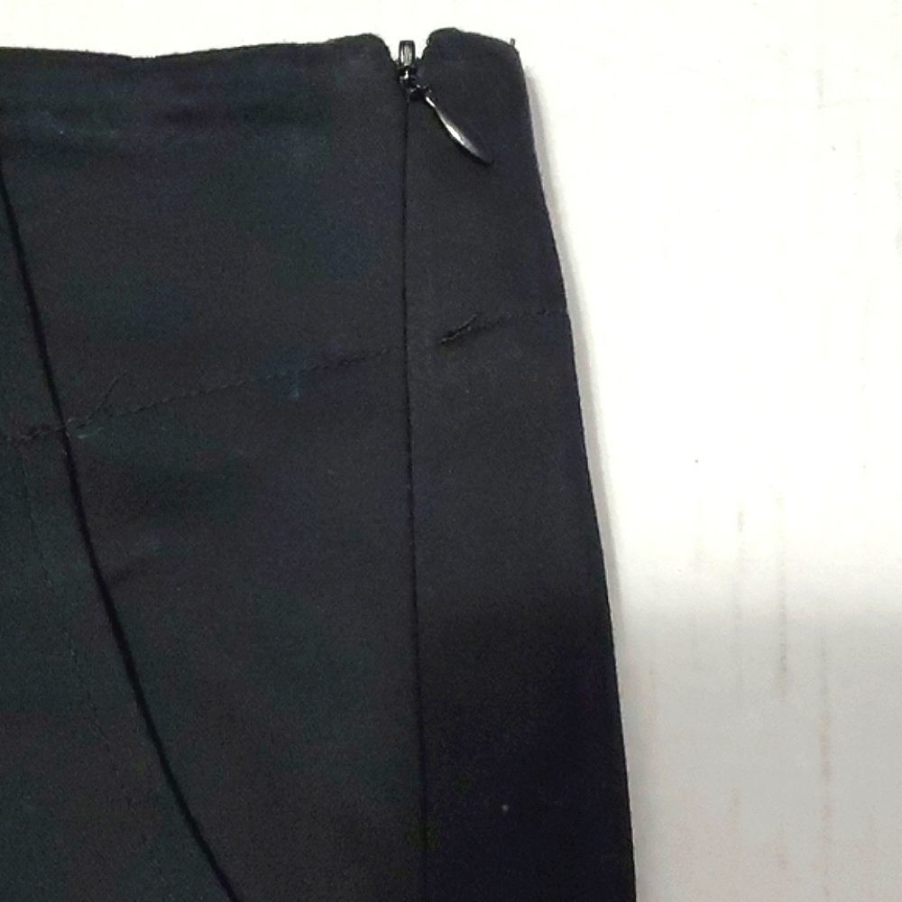 Saks Fifth Ave. 5/48 Retro Classic Essential Black Straight Leg Capri Pants 2 - Picture 3 of 10